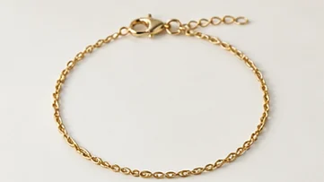 Fine gold chain bracelet with a lobster clasp